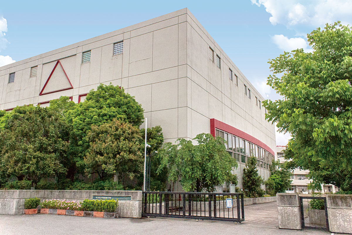 【川口市立戸塚綾瀬小学校】