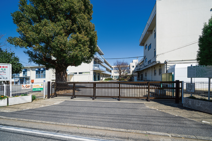 【桶川西小学校】 【桶川西小学校】