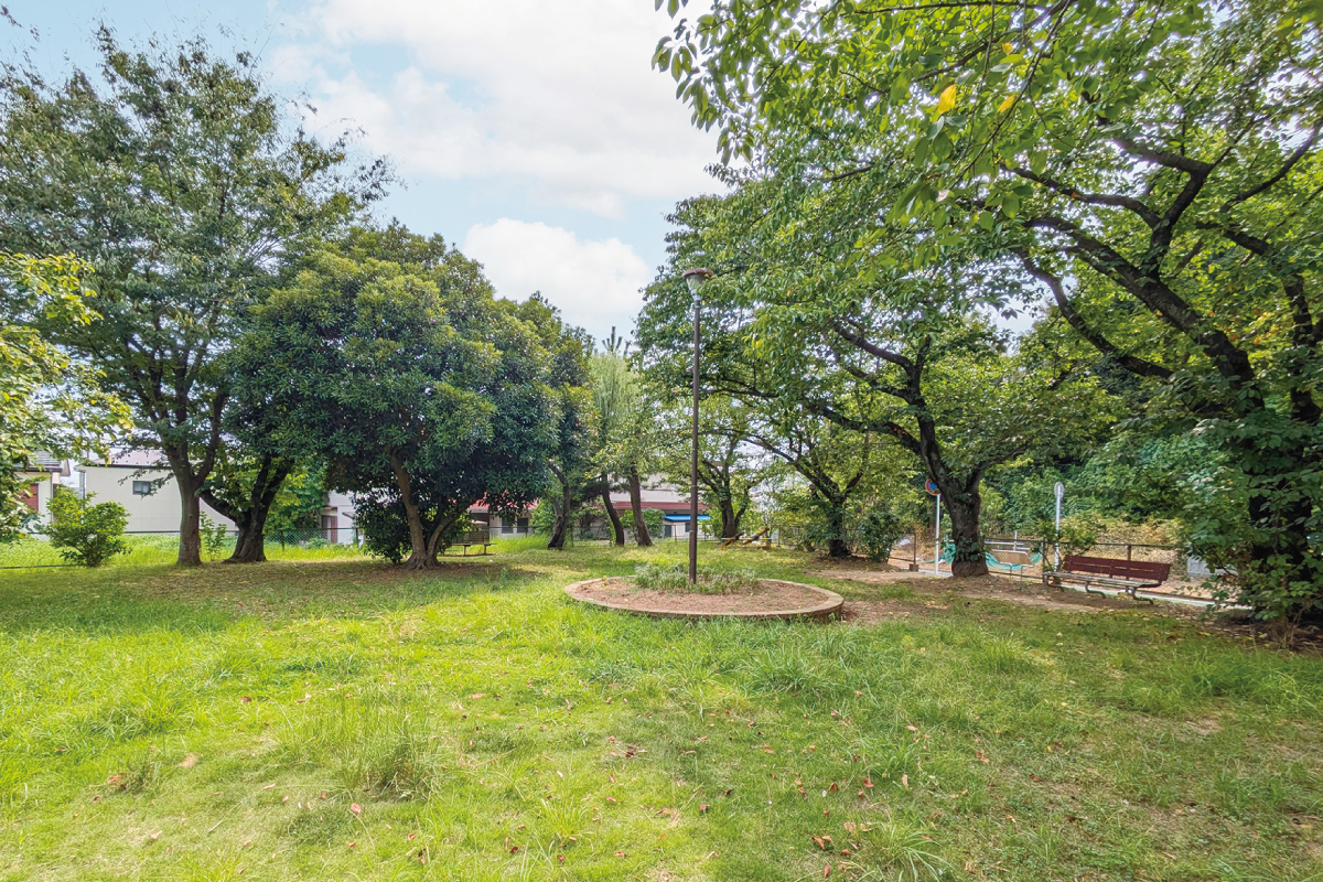 青山台西公園 青山台西公園