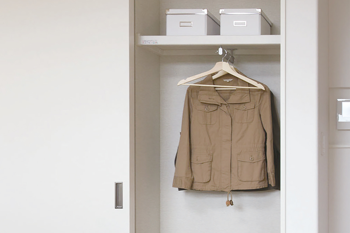 【1Fホール収納】