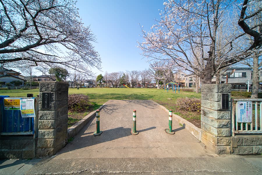 本郷児童公園