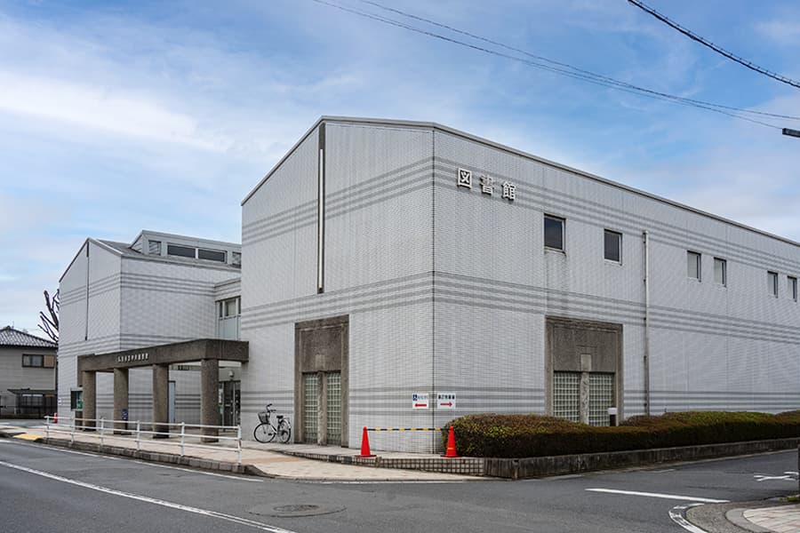 久喜市中央図書館
