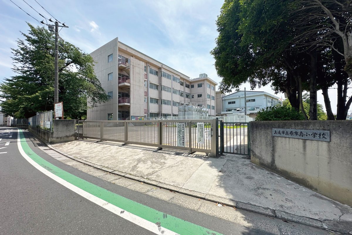原市南小学校