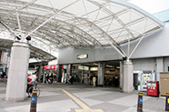 「南越谷」駅