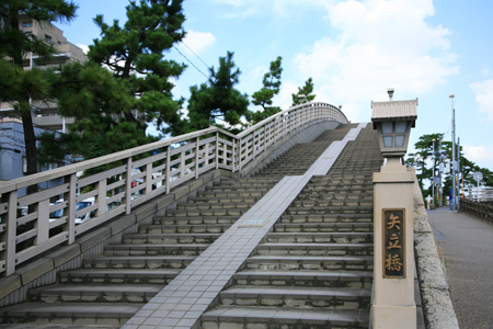 草加松原遊歩道・矢立橋
