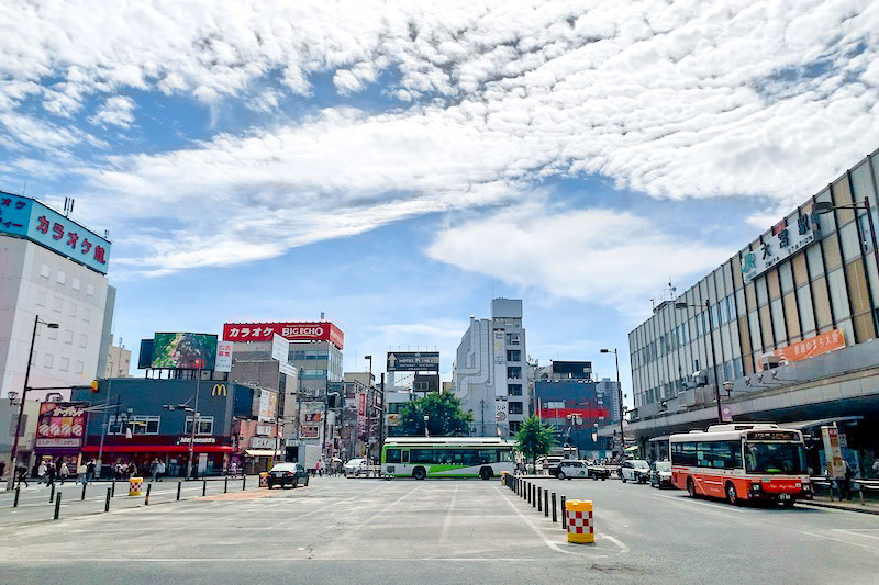 「大宮」駅東口バスターミナルの様子